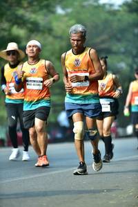 BIB: 48385
                            <button type="button" onclick="openModal(10127577)" class="btn btn-primary btn-sm float-right btn-popup" data-toggle="modal" data-target=".modal-high-quality">
                        <i class="fas fa-shopping-cart"></i> Add to Cart
                    </button>
                                            <button type="button" onclick="isThisMe(10127577, true)" class="btn btn-success btn-sm float-right btn-popup btn-isme hidden" data-toggle="tooltip" data-placement="bottom" title="นี่คือรูปของคุณใช่ไหม คลิกที่นี่เพื่อเอาเข้าอัลบั้ม">
                        <i class="fas fa-plus"></i> Add to album
                    </button>
                    <button type="button" onclick="isThisMe(10127577, false)" class="btn btn-warning btn-sm float-right btn-popup btn-isnotme hidden">
                        <i class="fas fa-ban"></i> Remove from album
                    </button>